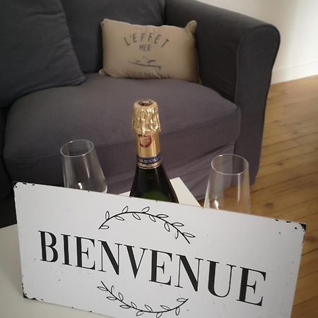 Courcyx : Appartement En Hyper-Centre ! 孔卡尔诺 外观 照片